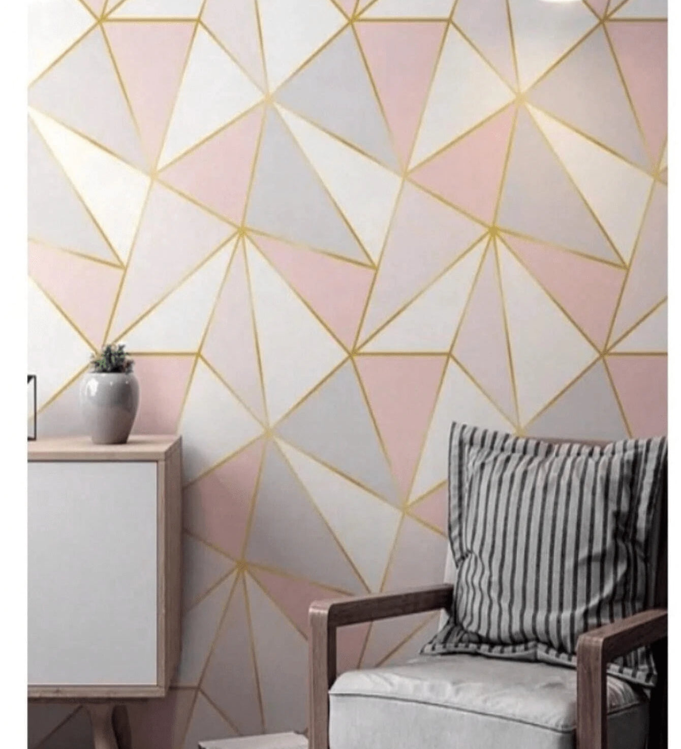 Papel de Parede Autoadesivo Geométrico Rosa com Linhas Douradas